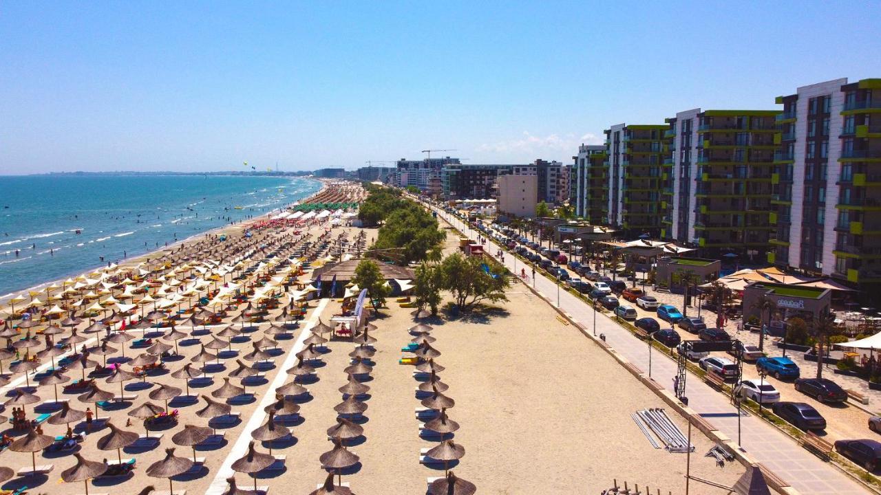 Provence Apartment In Spa N Pool Resort Mamaia Extérieur photo