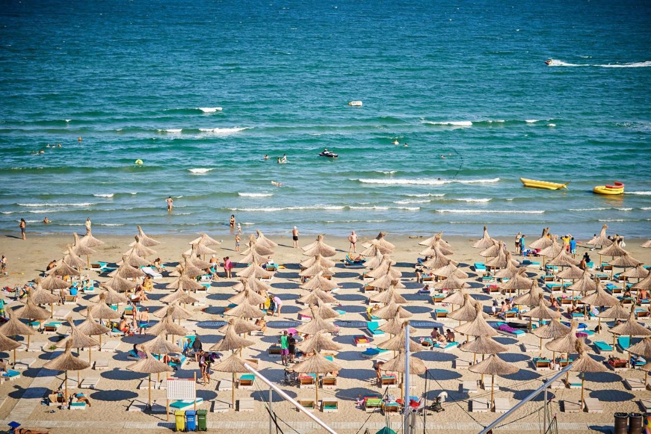 Provence Apartment In Spa N Pool Resort Mamaia Extérieur photo