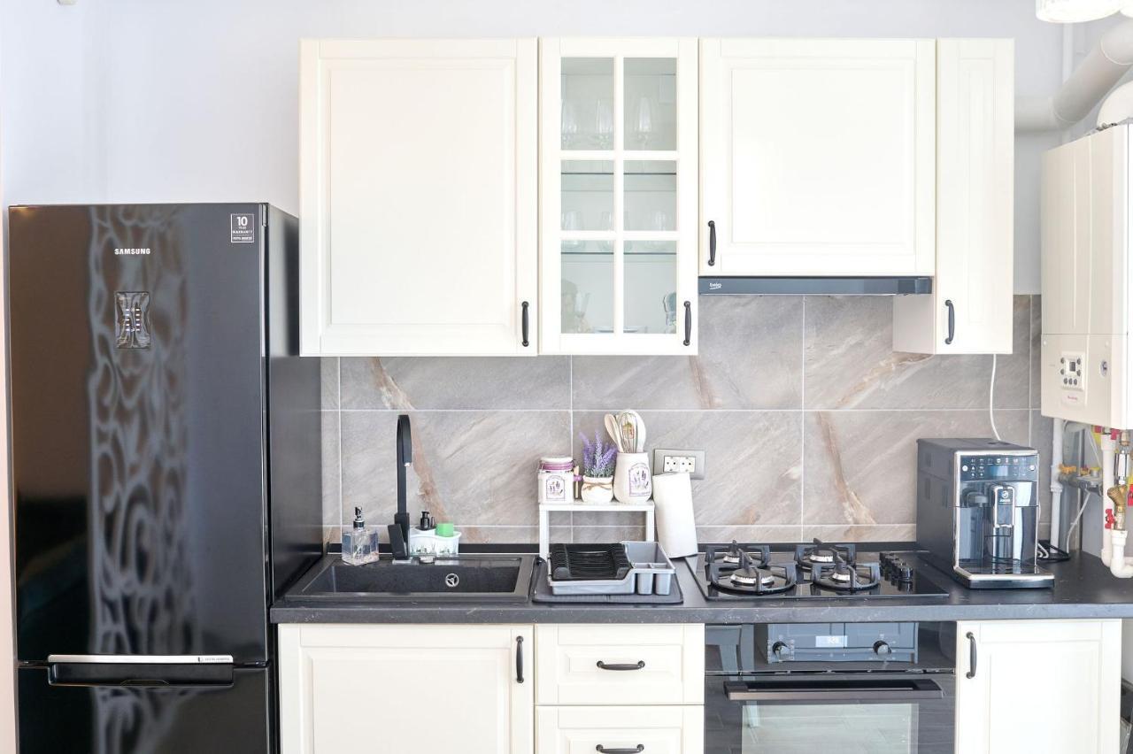 Provence Apartment In Spa N Pool Resort Mamaia Extérieur photo